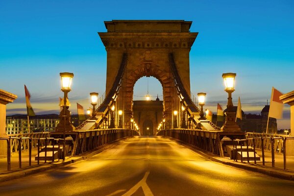 DIMEX | Vliesové fototapety na stenu Most v Budapešti MS-5-0675 | 375 x 250 cm | modrá, žltá, šedá