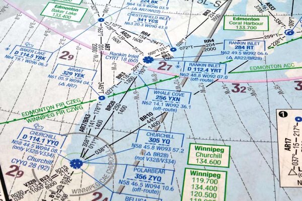 DIMEX | Vliesové fototapety na stenu Mapa navigácia lietadiel MS-5-1492 | 375 x 250 cm | zelená, modrá, biela