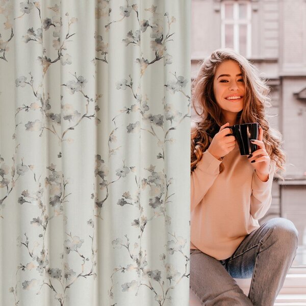 ZATEMŇOVACÍ ZÁVES NA PÁSKE SELENA 140X270 CM VZOROVANÁ