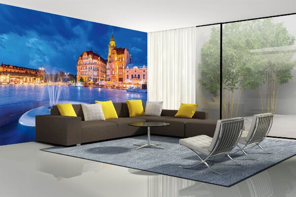 DIMEX | Vliesové fototapety na stenu Oradea, Rumunsko MS-5-1076 | 375 x 250 cm | modrá, žltá, oranžová