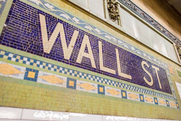 DIMEX | Vliesové fototapety na stenu Nádražie Wall Street MS-5-2809 | 375 x 250 cm | zelená, modrá, biela