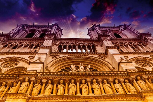 DIMEX | Vliesové fototapety na stenu Notre Dame III. MS-5-1047 | 375 x 250 cm | modrá, fialová, žltá