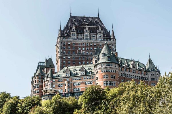 DIMEX | Vliesové fototapety na stenu Quebec City MS-5-1112 | 375 x 250 cm | zelená, modrá, hnedá, šedá