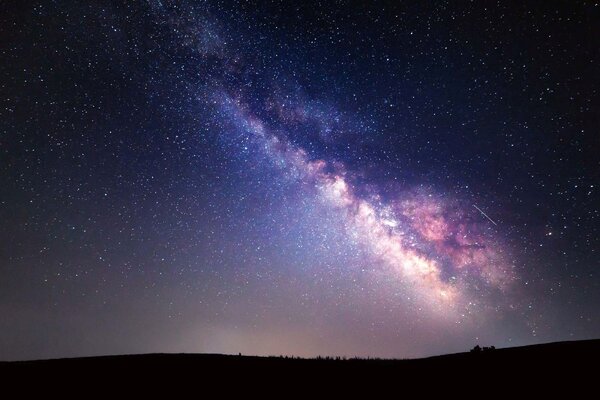 DIMEX | Vliesové fototapety na stenu Galaxia Mliečna dráha MS-5-2282 | 375 x 250 cm | fialová, čierna, ružová