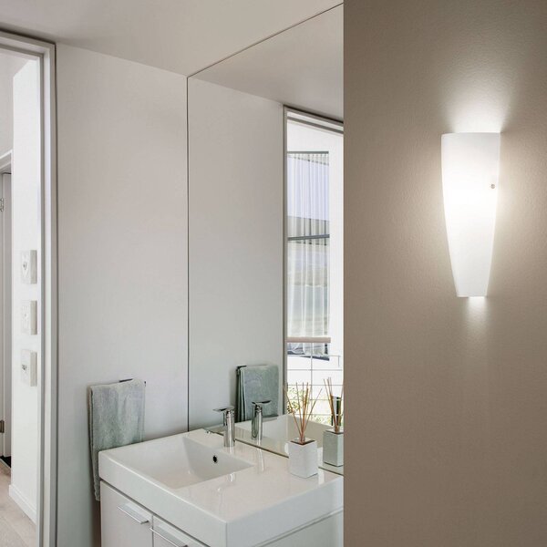 Fabas Luce Biele nástenné svietidlo Dedalo IP44, Biela / opálová, Kúpeľňa, Sklo, Moderný, Nástenné svietidlo