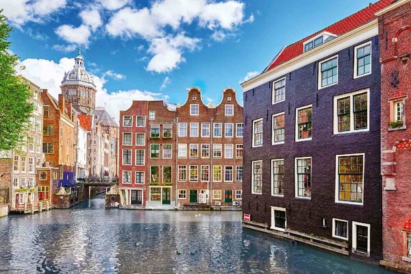 DIMEX | Vliesové fototapety na stenu Amsterdamské nábrežie MS-5-1242 | 375 x 250 cm | modrá, biela, šedá