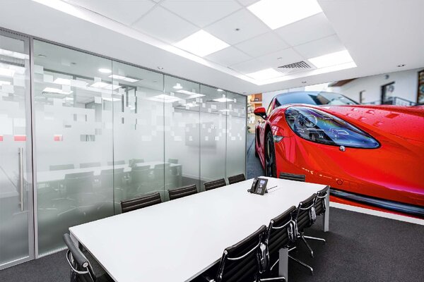 DIMEX | Vliesové fototapety na stenu Jasne červené auto MS-5-2720 | 375 x 250 cm | červená, čierna, šedá