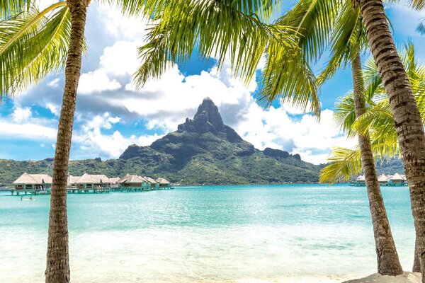 DIMEX | Vliesové fototapety na stenu Pohľad na Bora Bora MS-5-3247 | 375 x 250 cm | zelená, modrá, biela