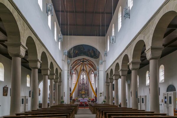 Samolepiaca vliesová fototapeta Románsky interiér 375 x 250 cm