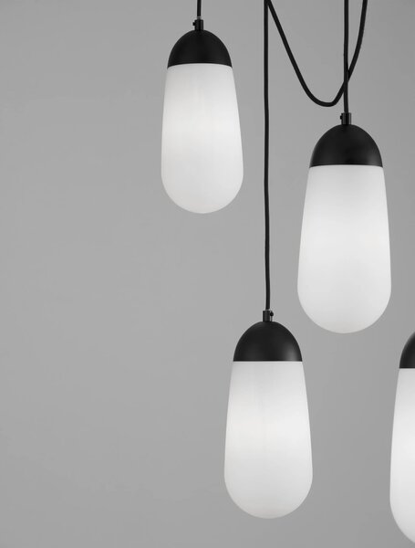 Luster na lanku Blaky 103 čierne – E14