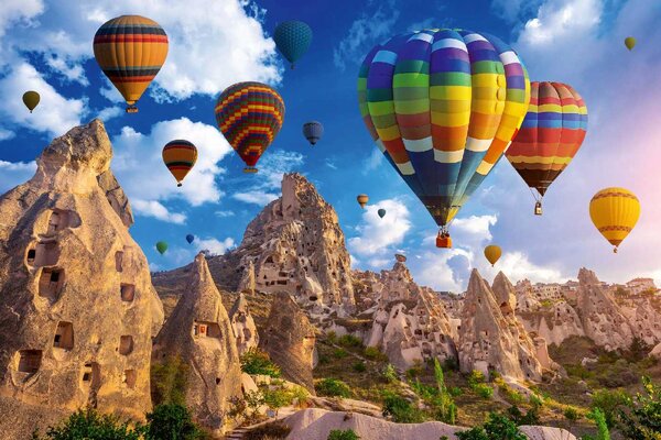 DIMEX | Vliesové fototapety na stenu Cappadocia, Turecko MS-5-2787 | 375 x 250 cm | modrá, biela, žltá, šedá