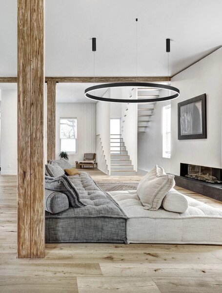 LED luster Motif 150 čierne stmievateľné – Čierna