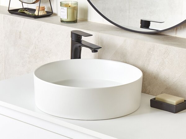Kúpeľňové umývadlo na dosku biele keramické okrúhle ⌀ 36 cm moderný štýl kúpeľňa