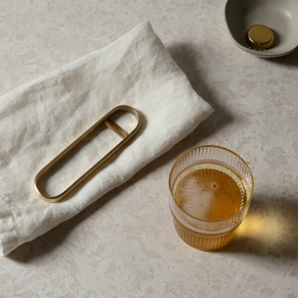 FERM LIVING Otvárač na fľaše Fein, Brass