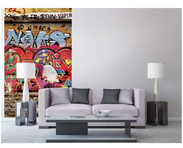 DIMEX | Vliesové fototapety na stenu Ulica s graffiti MS-2-0321 | 150 x 250 cm | viacfarebná