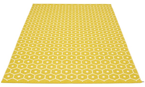 Pappelina Koberec HONEY Mustard/Vanilla – horčicový, veľkosť koberca 180 x 260 cm