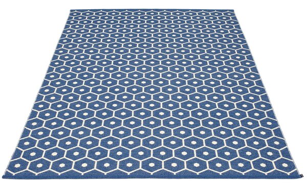 Pappelina Koberec HONEY Denim/Vanilla – modrý, veľkosť koberca 180 x 260 cm