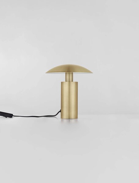 LED mosadzno-zlatá stolná lampa Karpos