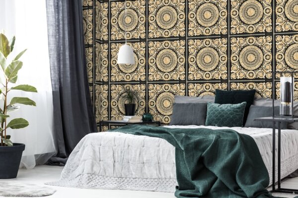 A.S. Création | Vliesová tapeta na stenu Versace 37055-3 | 0,70 x 10,05 m | zlatá, krémová, čierna
