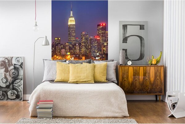 DIMEX | Vliesové fototapety na stenu Manhattan v noci MS-2-0003 | 150 x 250 cm | modrá, žltá, červená