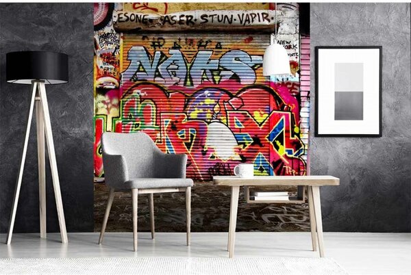 DIMEX | Vliesová fototapeta na stenu Ulica s graffiti MS-3-0321 | 225 x 250 cm | viacfarebná