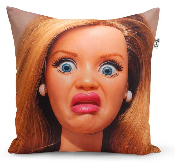 Sablio Vankúš Znechutená Barbie - Meme Barbie: 40x40 cm