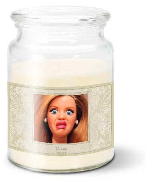 Sablio Sviečka Znechutená Barbie - Meme Barbie - 500 g