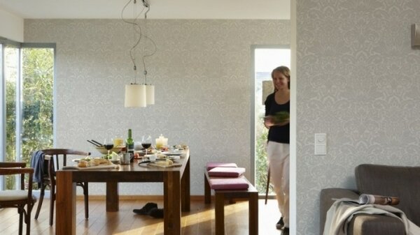 A.S. Création | Vliesová tapeta na stenu Luxury Wallpaper 30545-1 | 0,52 x 10 05 m | metalická, krémová