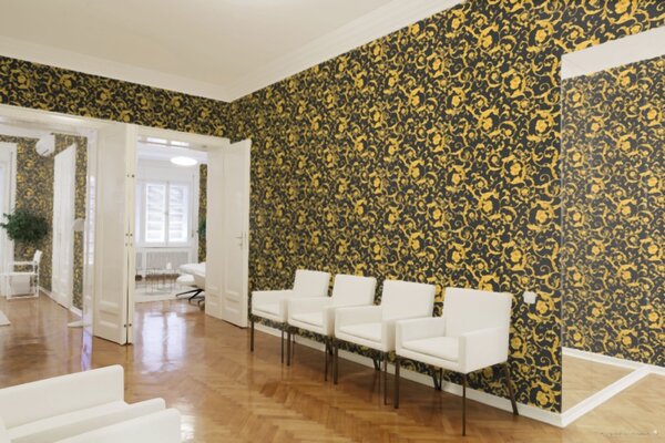 A.S. Création | Vliesová tapeta na stenu Versace 34326-2V | 0,70 x 10,05 m | čierna, metalická, žltá