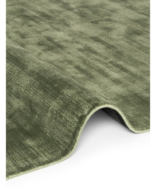 Zelený ručne tkaný koberec z viskózy 80x150 cm Noemi – Vikosa