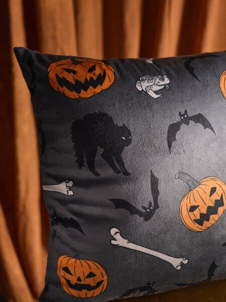 Sinsay - Obliečka na vankúš s halloweenským motívom - tmavosivá