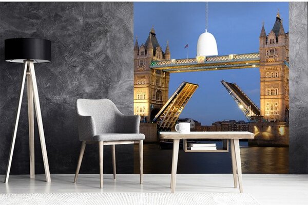 DIMEX | Vliesová fototapeta na stenu Tower Bridge v noci MS-3-0021 | 225 x 250 cm | modrá, béžová, žltá, hnedá