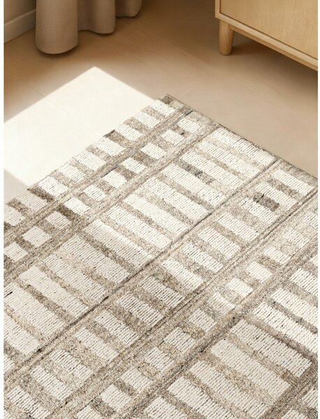 Krémovobiely ručne tkaný vlnený koberec 120x180 cm Boho 1.0 Linara – Vikosa