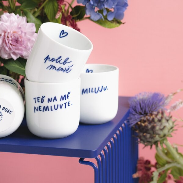Porcelánový hrnček Miluju 270 ml