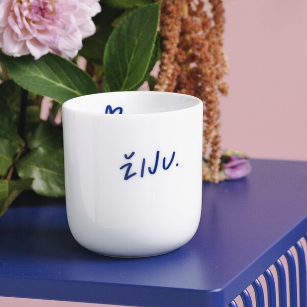 Porcelánový hrnček Žiju 270 ml