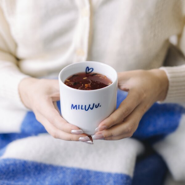Porcelánový hrnček Miluju 270 ml