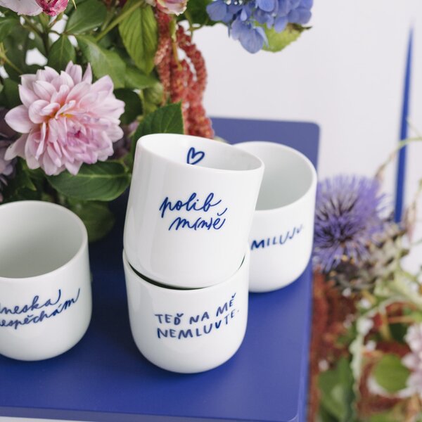 Porcelánový hrnček Polib m(n)ě 270 ml