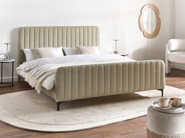 Posteľ béžové buklé čalúnenie 160 x 200 cm prešívané čelo kovové nohy lamelový rošt moderný dizajn spálňa