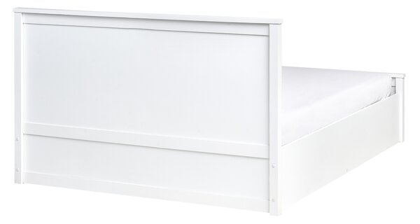 Posteľ biela borovicové drevo 140 x 200 cm s čelom lamelový rošt úložný priestor minimalistický škandinávsky štýl spálňa