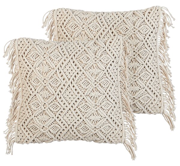 Sada 2 dekoratívnych vankúšov béžová bavlna makramé 45 x 45 cm so strapcami boho retro štýl doplnky