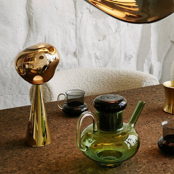 Tom Dixon Stolová LED lampa Melt, zlatá, výška 29 cm, Mosadz / zlato, Plast, Dizajn, Stojacie svietidlo
