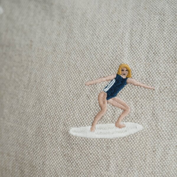 Ľanová obliečka na vankúš Surfers Embroidered 48 × 48 cm