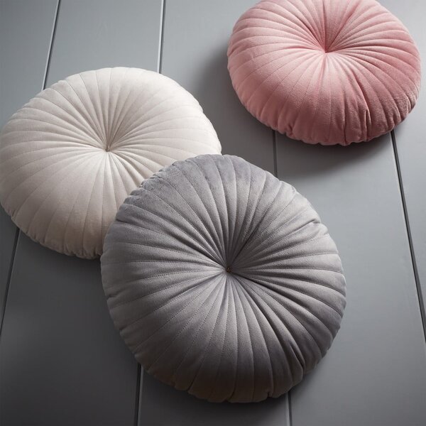 Zamatový dekoračný vankúš ø 40 cm Round Soft Touch – Catherine Lansfield