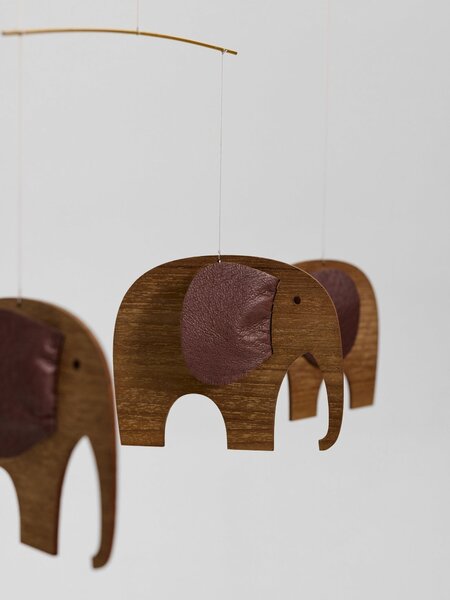 Kinet Baby Elephants 3, Wood