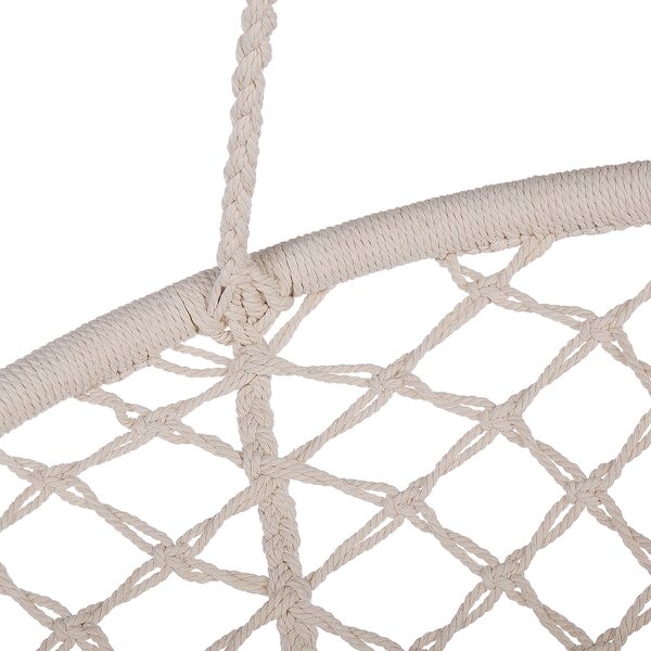 Závesné kreslo biele bavlnené makramé hojdacia stolička so strapcami boho dizajn