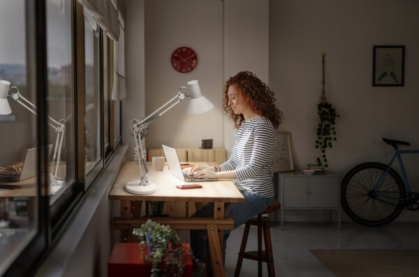 Osram - stmievateľná LED stolná lampa OFFICE LINE LED/9W/230V 3000K biela