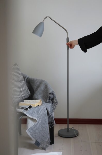 Markslöjd 108888 - LED stmievateľná stojacia lampa PATRO LED/4,9W/230V šedá