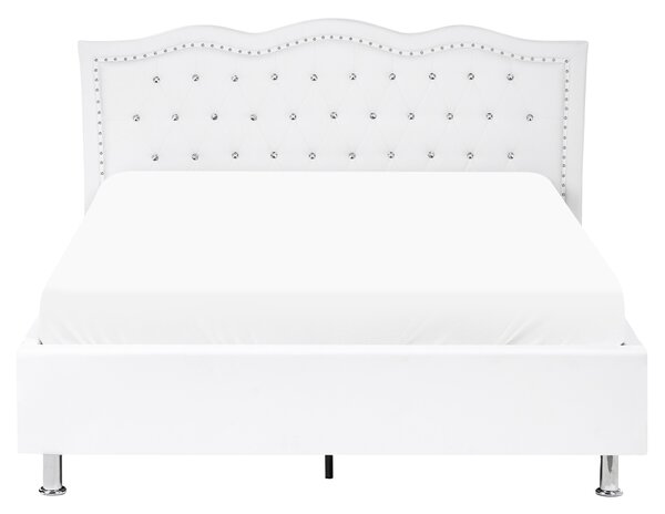 Posteľ biela umelá koža 140 x 200 cm s úložným priestorom prešívané čelo s gombíkmi moderný glamour štýl spálňa