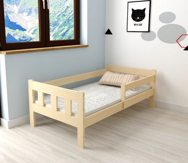 MAXMAX Detská posteľ MAJA z masívu borovice - 200x90 cm - prírodná