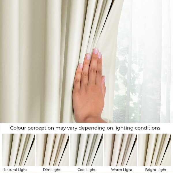 Krémovobiely zamatový dimout záves 140x245 cm Pleat – Restilo